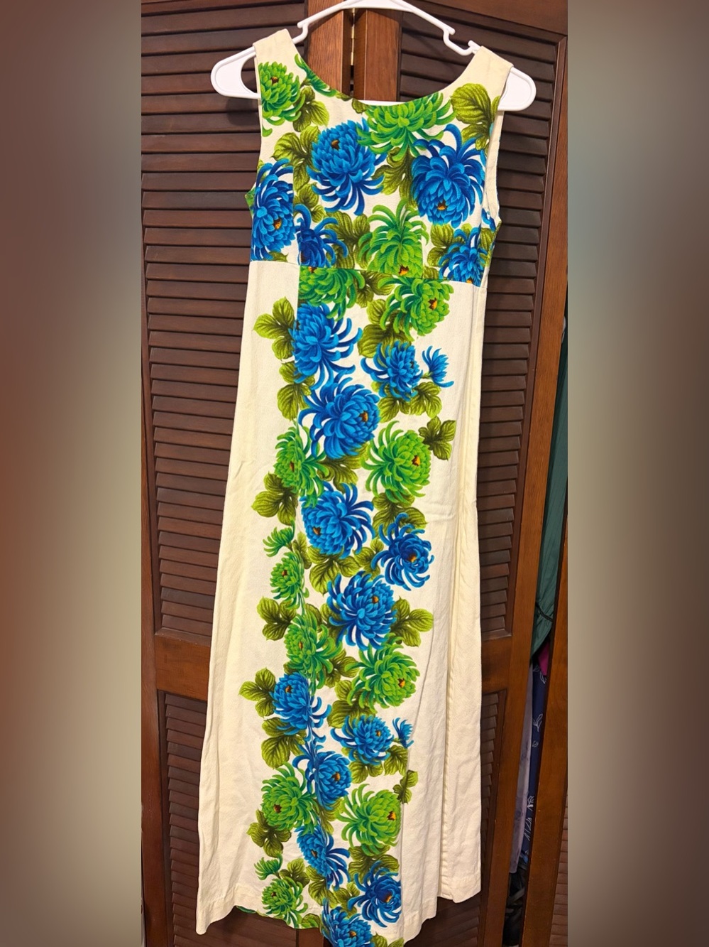Vintage 1960s UI-Maikai 100% Cotton Barkcloth Floral Maxi Dress